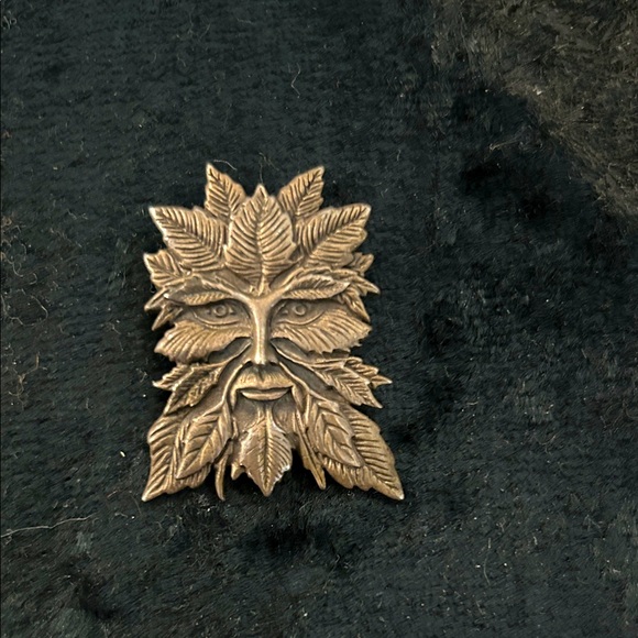 Jewelry - Elegant Jessica Galbreth Green Man 925 Sterling Silver Pendant